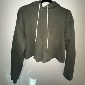 Large wild fable green cropped sweatshirt
